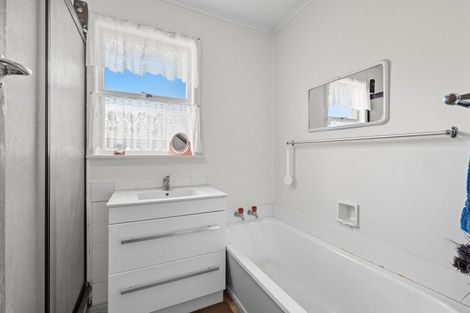 Photo of property in 259 Ngatai Road, Otumoetai, Tauranga, 3110