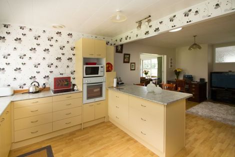 Photo of property in 33 Cloverlea Road, Westbrook, Palmerston North, 4475