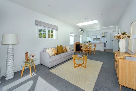 Photo of property in 44 Centaurus Road, Cashmere, Christchurch, 8022