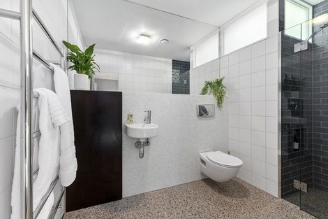 Photo of property in 30 Mantell Street, Seatoun, Wellington, 6022