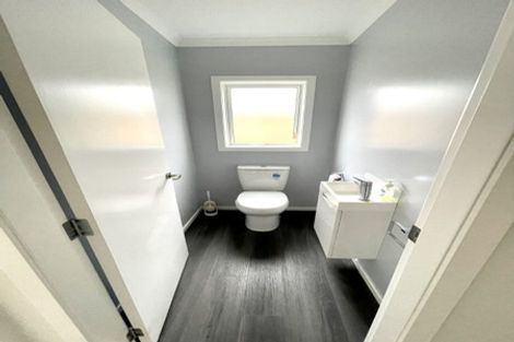 Photo of property in 1359 High Street, Taita, Lower Hutt, 5011