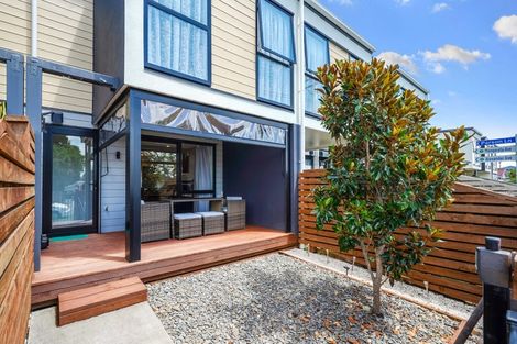 Photo of property in 3/2 Parson Lane, Papatoetoe, Auckland, 2025