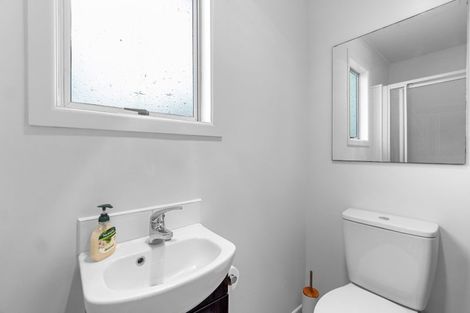 Photo of property in 54 Tuhikaramea Road, Dinsdale, Hamilton, 3204