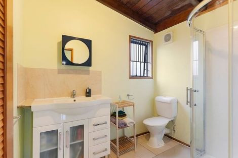 Photo of property in 21 Rogan Street, Mount Roskill, Auckland, 1041