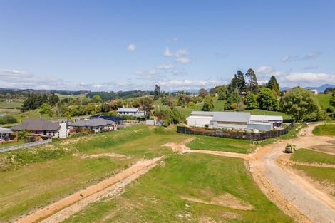 Photo of property in 2 Les Wakefield Road, Mapua, 7005