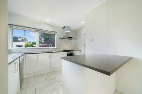 Photo of property in 41 Royal Road, Massey, Auckland, 0614
