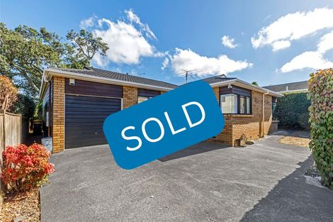 Photo of property in 2/11 Gordon Avenue, Forrest Hill, Auckland, 0620