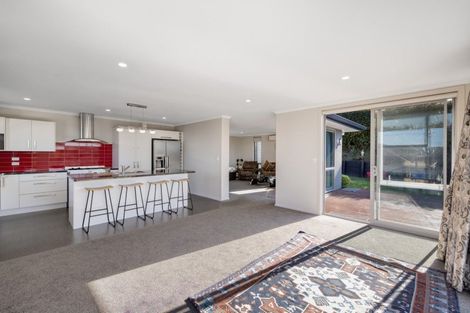 Photo of property in 12 Fleur Place, Te Puke, 3119