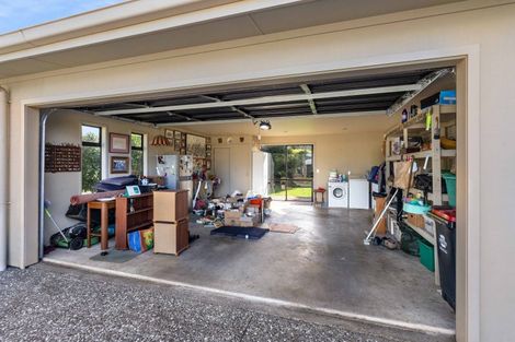Photo of property in 10 Willow Grove, Tairua, 3508