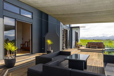 Photo of property in 72 Fairbourne Drive, Fairhall, Blenheim, 7272