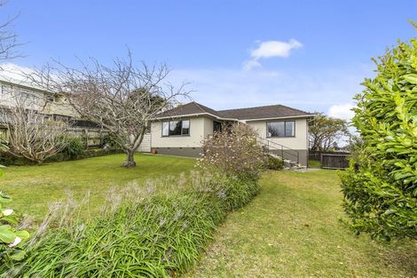 Photo of property in 3 Stuart Place, Blagdon, New Plymouth, 4310
