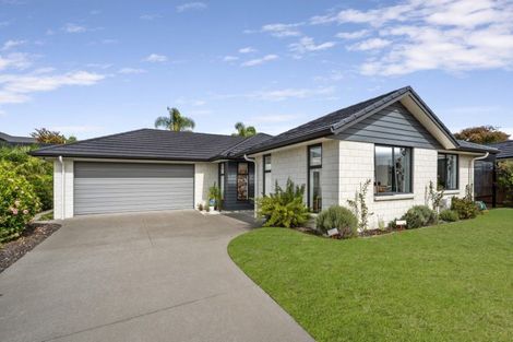 Photo of property in 15 Shoreview Close, Omokoroa, 3114