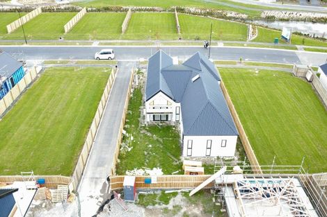 Photo of property in 52 Matamoe Drive, Halswell, 8025