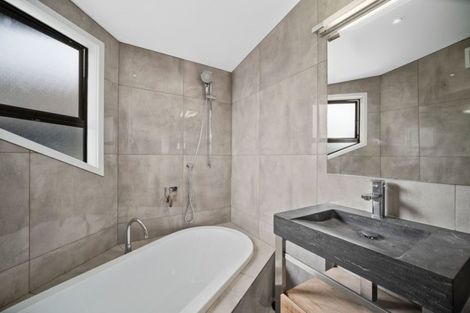 Photo of property in 1/45 Princes Street, Northcote Point, Auckland, 0627