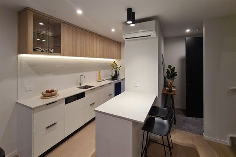 Photo of property in 2/23 Strowan Avenue, Fairfield, Hamilton, 3214