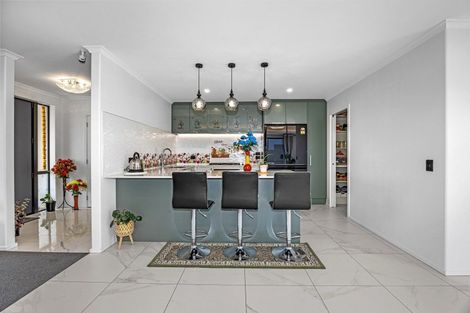 Photo of property in 66 Skibbereen Drive, Halswell, 8025