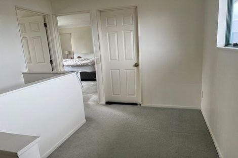Photo of property in 8a Formby Avenue, Point Chevalier, Auckland, 1022