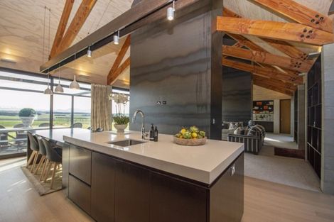 Photo of property in 238 Spur Road, Hadlow, Timaru, 7975