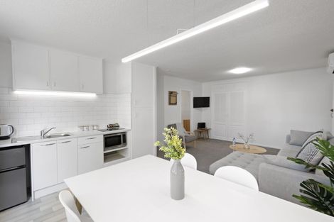 Photo of property in 213 Jervois Road, Herne Bay, Auckland, 1011