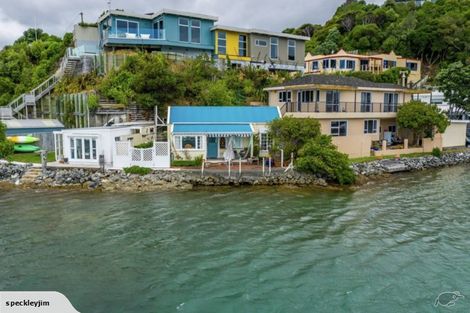 Photo of property in 18a Trevor Terrace, Paremata, Porirua, 5024