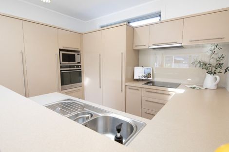Photo of property in 2b Mckenzie Avenue, Marewa, Napier, 4110