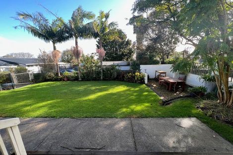 Photo of property in 5 Tampin Road, Hillpark, Auckland, 2102