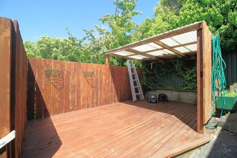 Photo of property in 4 Bell Street, Tawa, Wellington, 5028