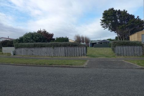 Photo of property in 4 Aranui Avenue, Waitarere Beach, Levin, 5510