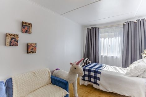 Photo of property in 10 Mackie Street, Waipukurau, 4200