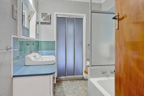 Photo of property in 23 Hinau Street, Inglewood, 4330