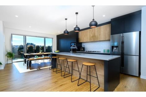 Photo of property in 17 Moemoea Avenue, Kumeu, 0810