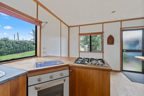 Photo of property in 8-10 Kelly Street, Baylys Beach, Dargaville, 0377