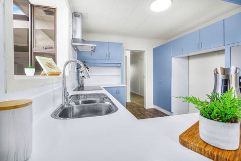 Photo of property in 8 Tieke Place, Tokoroa, 3420