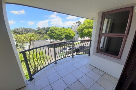 Photo of property in 77 Winery Way, Henderson, Auckland, 0612