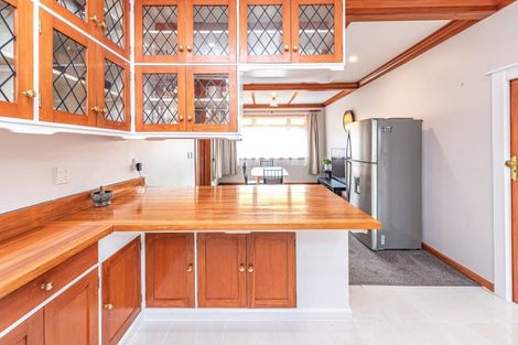 Photo of property in 102 Bell Street, Whanganui, 4500