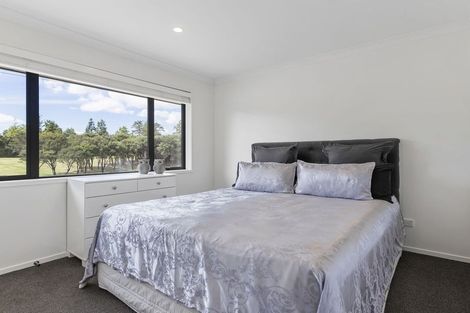 Photo of property in 17 Wautaiti Drive, Riverhead, 0820