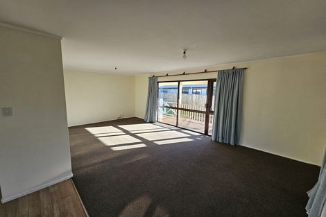 Photo of property in 27 Radiata Street, Fairview Downs, Hamilton, 3214