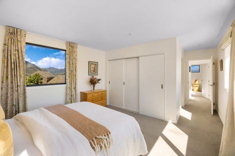 Photo of property in 47 Jacks Point Rise, Jacks Point, Queenstown, 9371