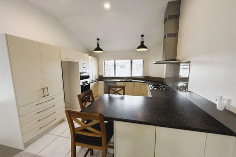 Photo of property in 16 Palm Beach Boulevard, Papamoa Beach, Papamoa, 3118