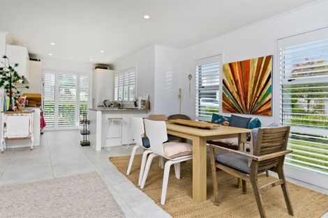 Photo of property in 2 Vincent Mcgrath Crescent, Swanson, Auckland, 0614