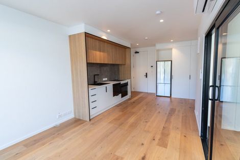 Photo of property in 2/62 Cambridge Terrace, Papatoetoe, Auckland, 2025