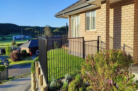 Photo of property in 2 Pukeko Place, Picton, 7220