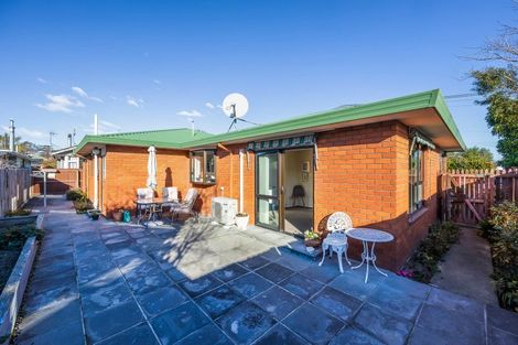 Photo of property in 2 Kilburn Street, Bishopdale, Christchurch, 8053
