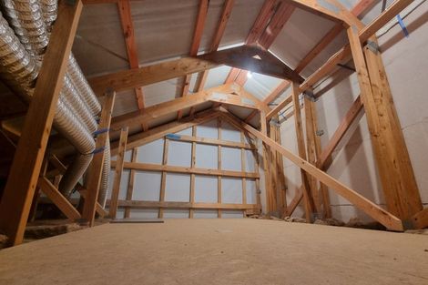 Photo of property in 8 Shelduck Road, Jacks Point, 9371