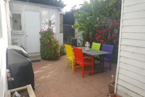 Photo of property in 17 Highfield Avenue, Dunsandel, 7682