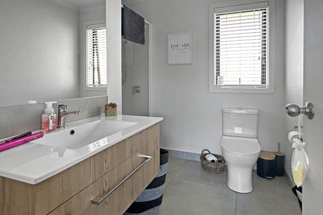 Photo of property in 13 Ballantyne Avenue, Te Kauwhata, 3710