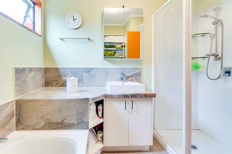 Photo of property in 2/150 Charles Street, Westshore, Napier, 4110