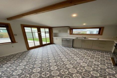 Photo of property in 76 North Parade, Richmond, Christchurch, 8013