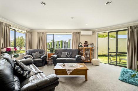 Photo of property in 18 Great West Road, Matipo Heights, Rotorua, 3015