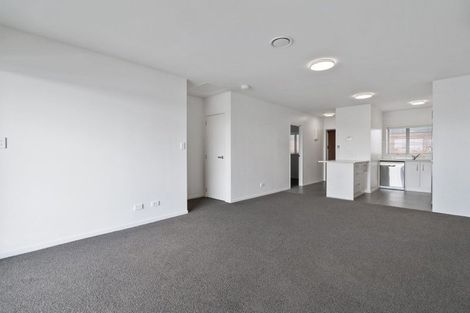 Photo of property in 2h/4045 Great North Road, Glen Eden, Auckland, 0602